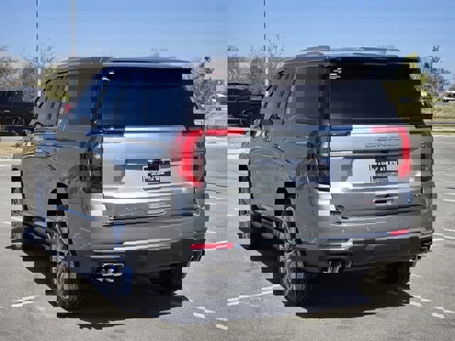 New 2026 GMC Yukon Denali w/ Denali Reserve Package image 3