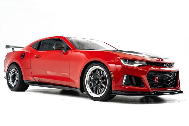 Used 2020 Chevrolet Camaro ZL1 RWD image 6