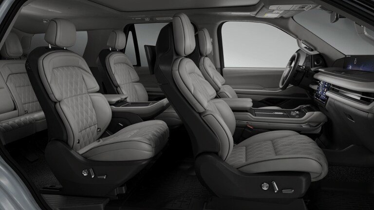 New 2026 Lincoln Navigator Black Label AWD/4WD image 6