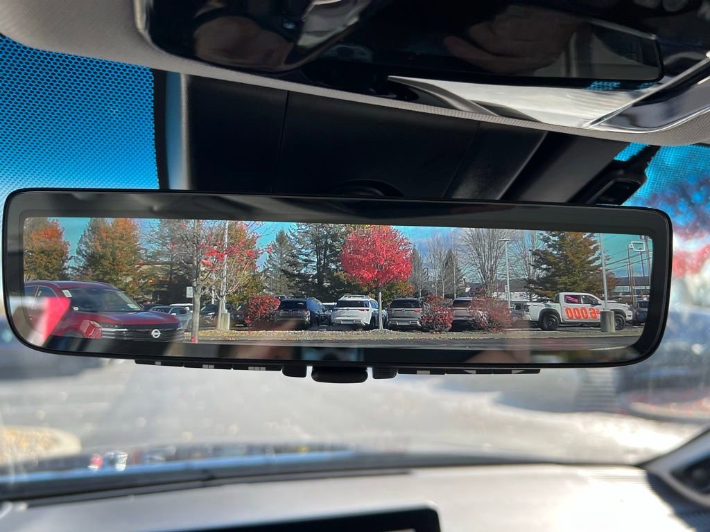 Used 2023 Toyota Venza Limited image 35