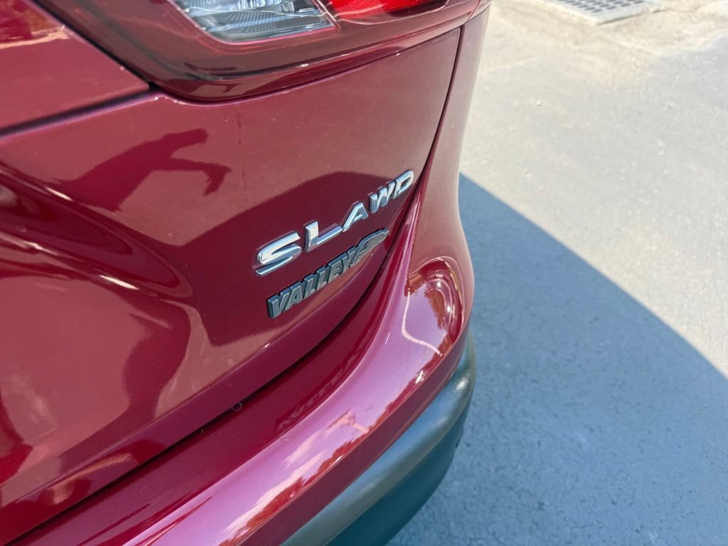Used 2019 Nissan Rogue Sport SL w/ Premium Package AWD/4WD image 37