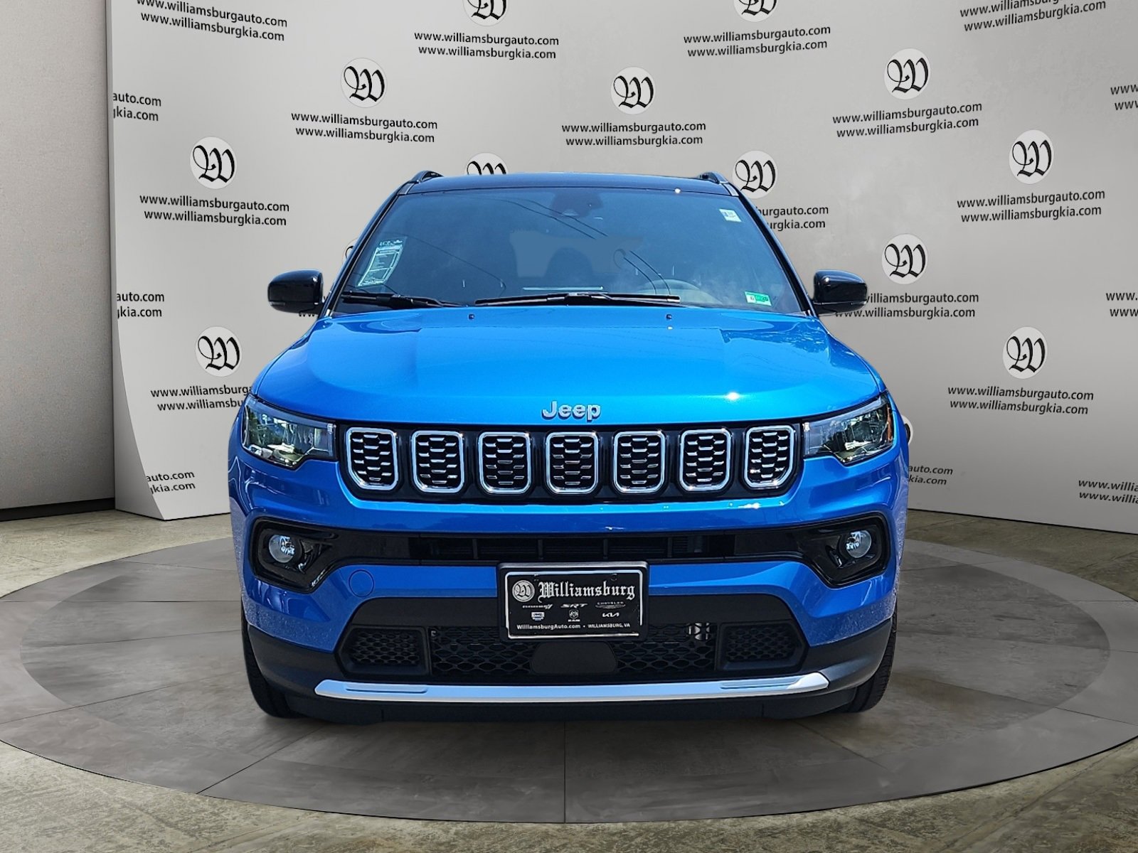 New 2025 Jeep Compass Limited image 8