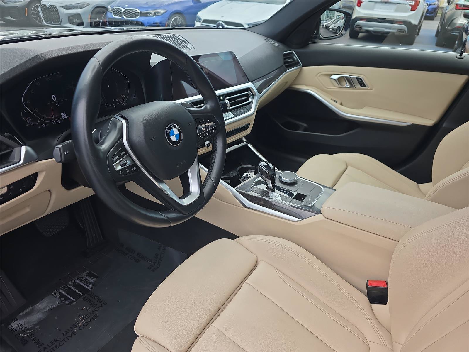 Used 2020 BMW 330i Sedan w/ Convenience Package RWD image 14