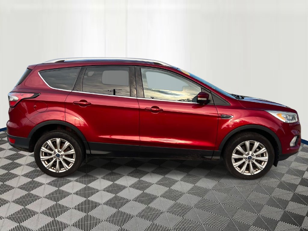 Used 2017 Ford Escape Titanium AWD/4WD image 5