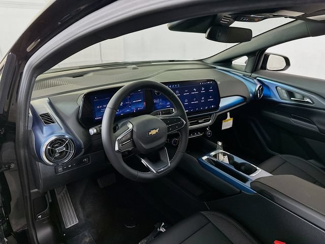 New 2026 Chevrolet Equinox EV LT AWD/4WD image 11