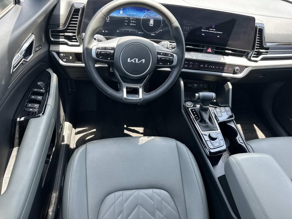 Used 2025 Kia Sportage X-Pro AWD/4WD image 16