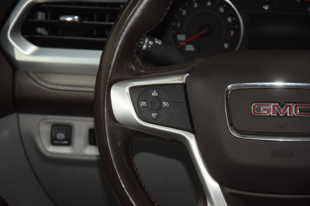 Used 2020 GMC Acadia SLT FWD image 38