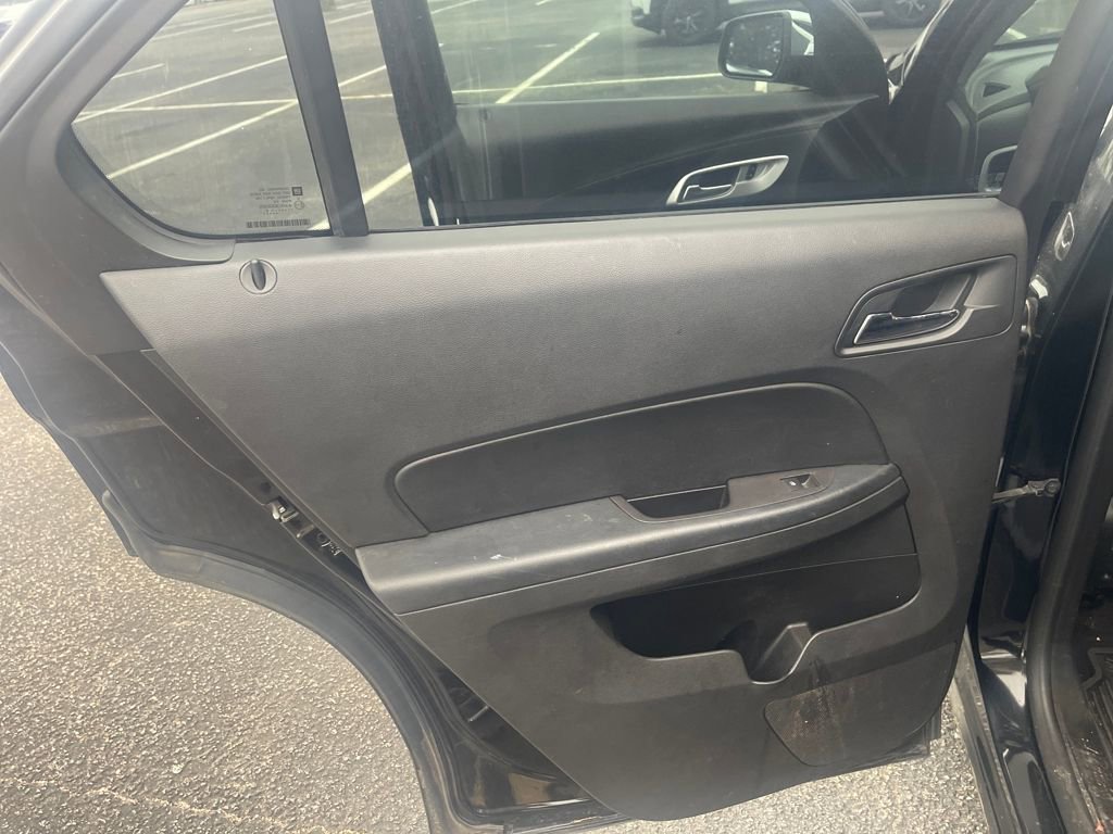 Used 2016 Chevrolet Equinox LTZ w/ Enhanced Convenience Package image 11