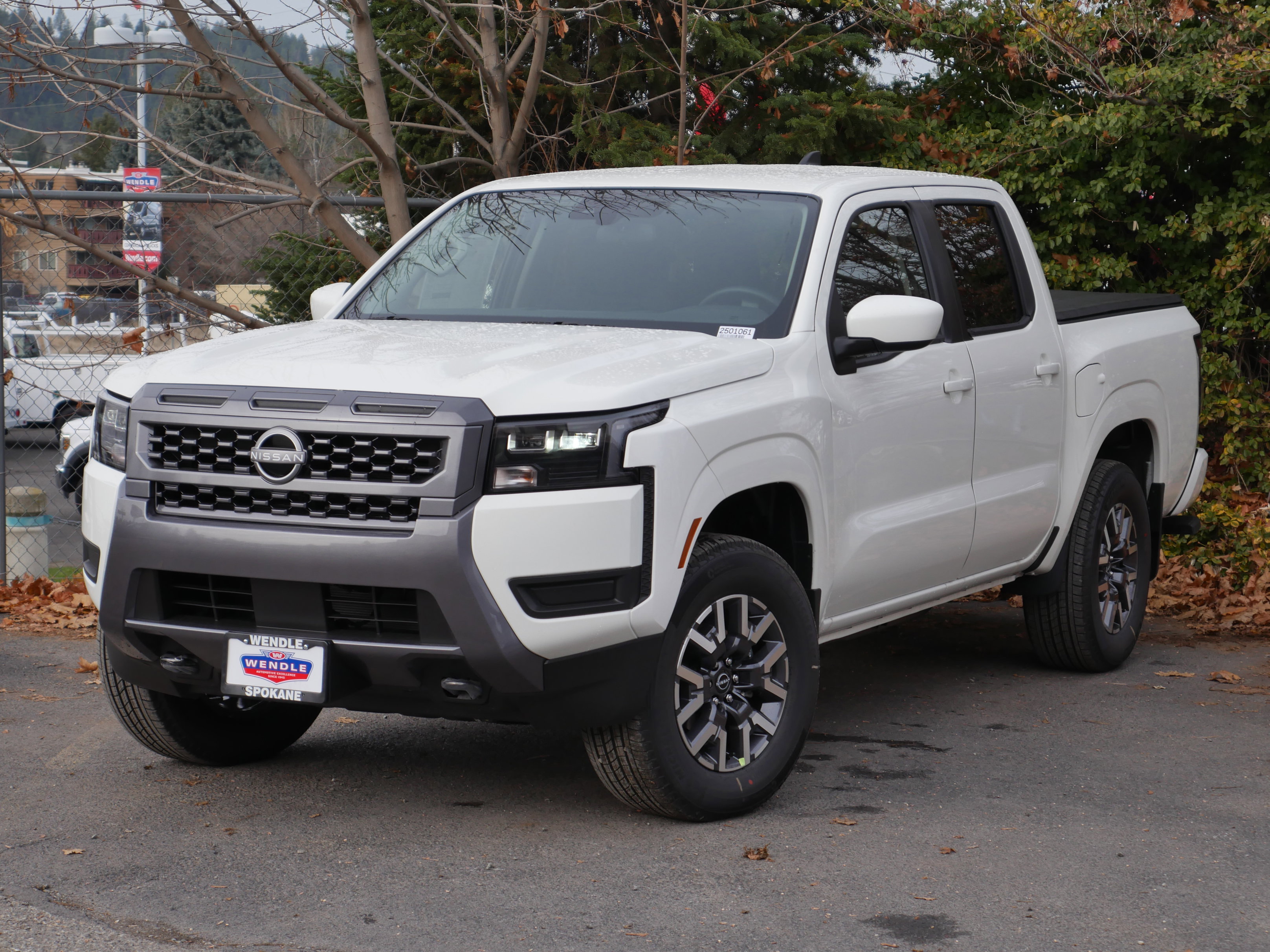 New 2026 Nissan Frontier SV w/ Tow Package AWD/4WD image 2