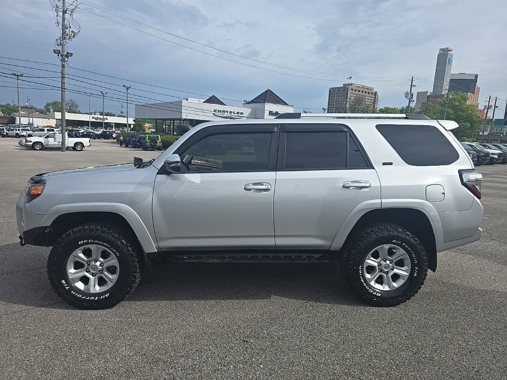 Used 2021 Toyota 4Runner SR5 Premium AWD/4WD image 6