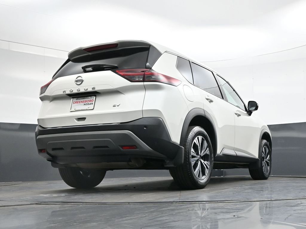 Used 2021 Nissan Rogue SV image 34