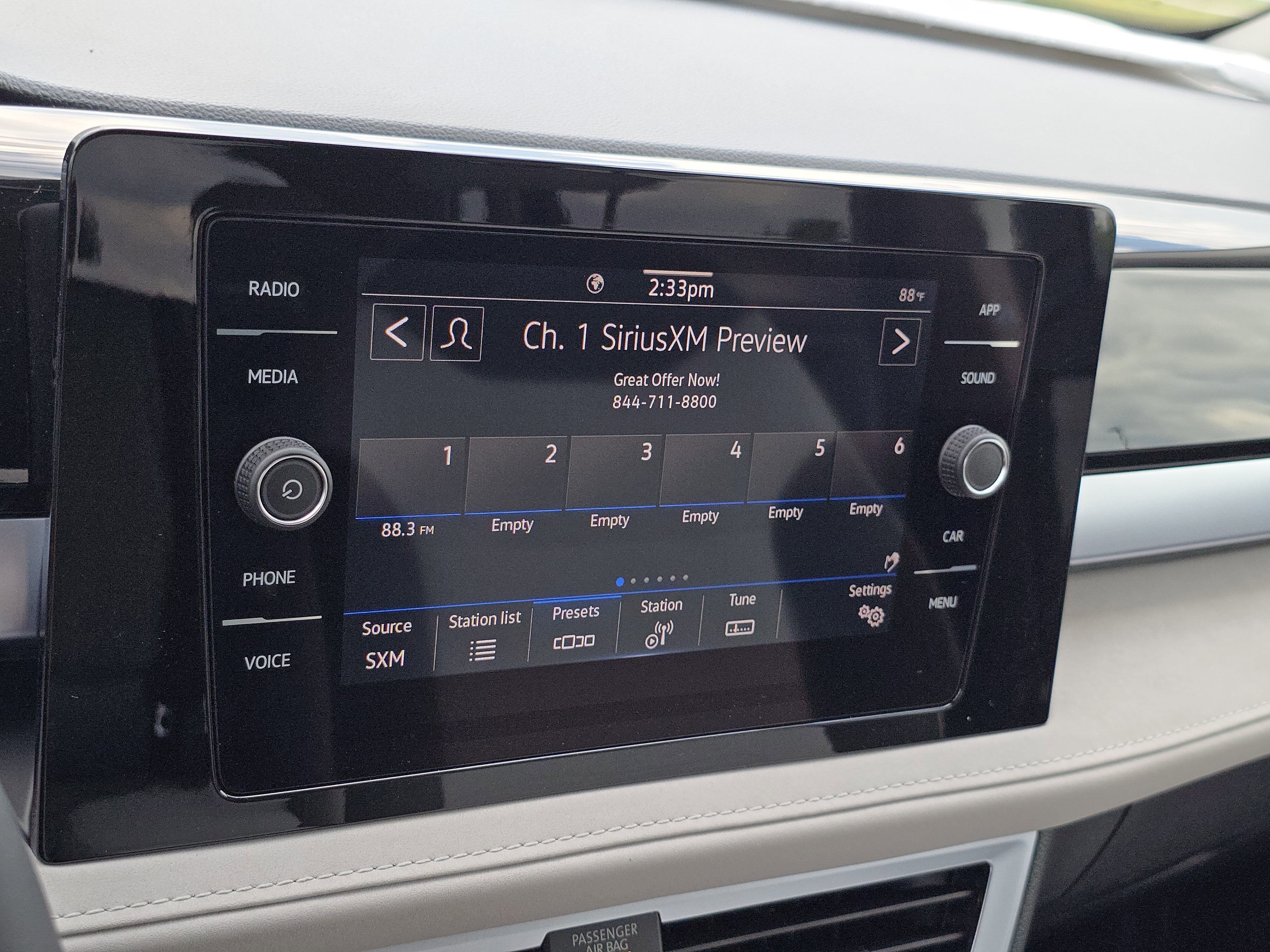 New 2025 Volkswagen Taos SE image 26