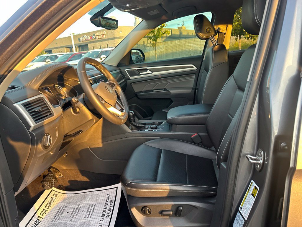 Used 2021 Volkswagen Atlas SE w/ Panoramic Sunroof Package AWD/4WD image 23