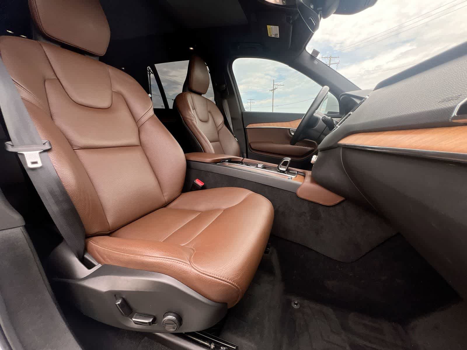 Used 2023 Volvo XC90 B6 Plus w/ Protection Package Premier image 20