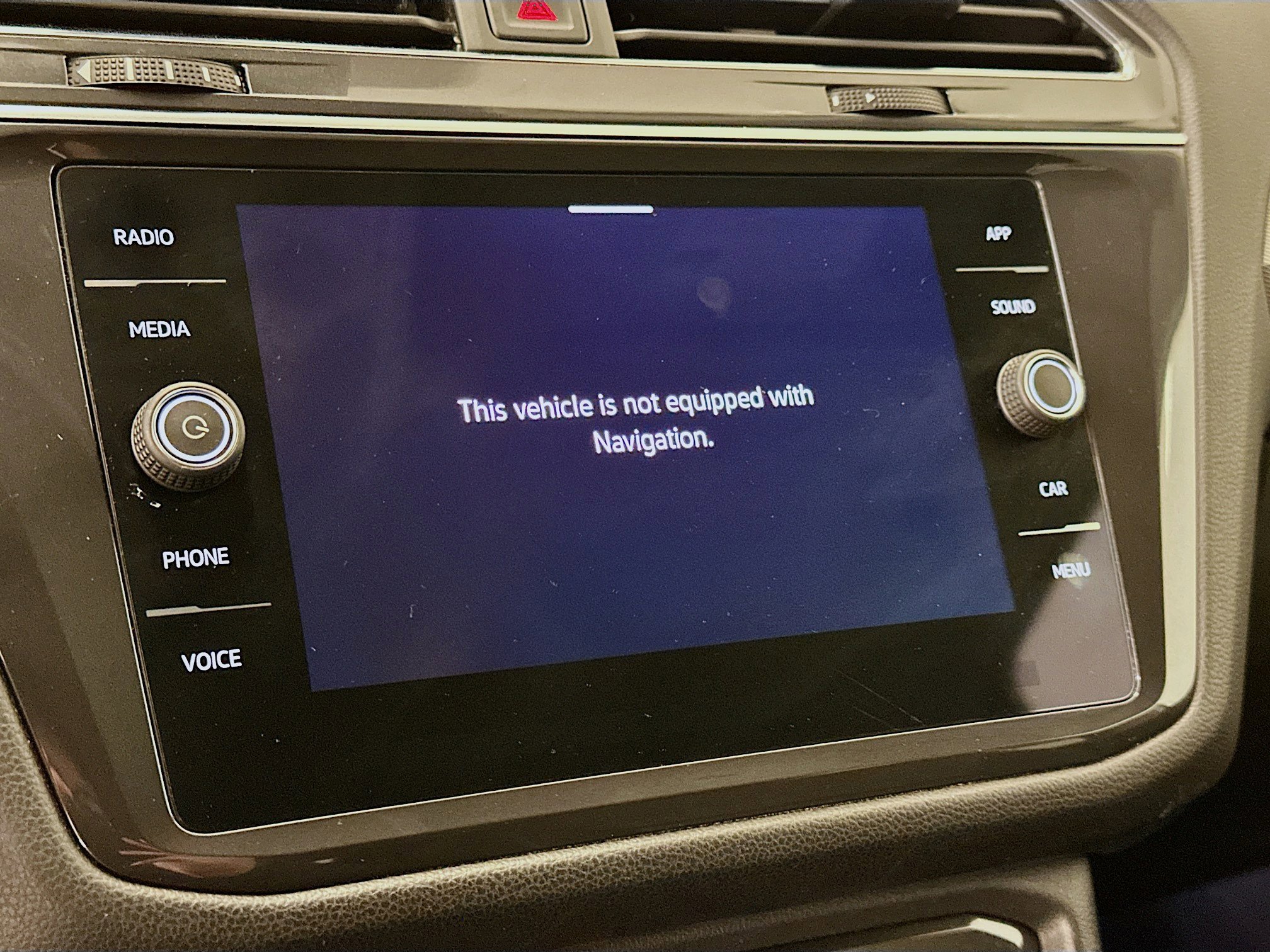 Used 2022 Volkswagen Tiguan SE image 22