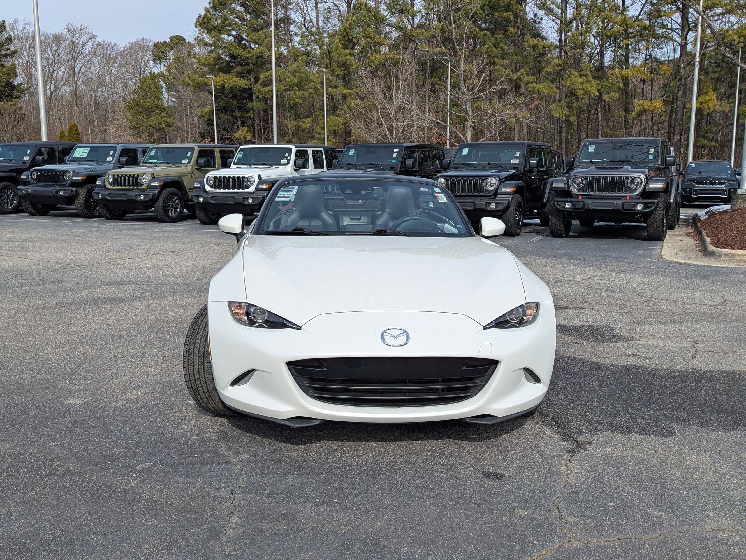 Used 2018 MAZDA MX-5 Miata Grand Touring video 2