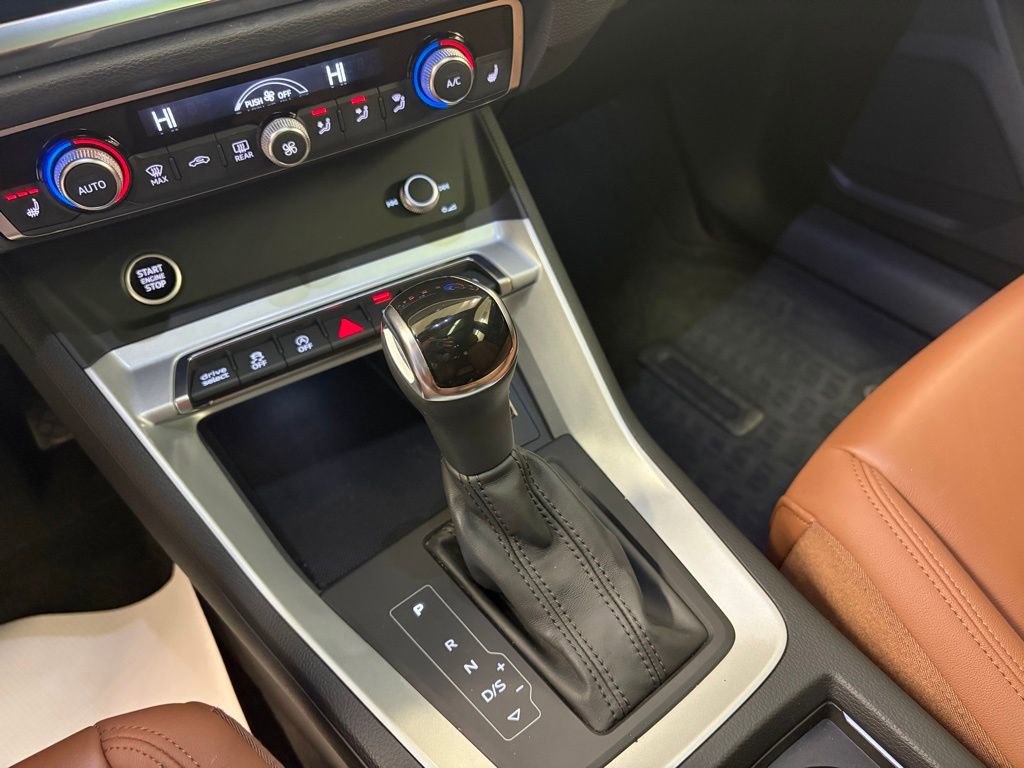 Used 2021 Audi Q3 2.0T Premium w/ Convenience Package image 21