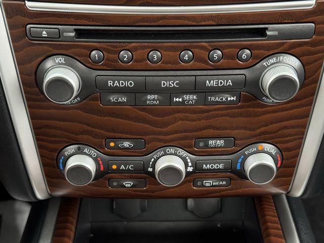 Used 2017 Nissan Pathfinder Platinum FWD image 19