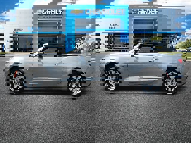 Used 2024 Chevrolet Camaro LT image 6