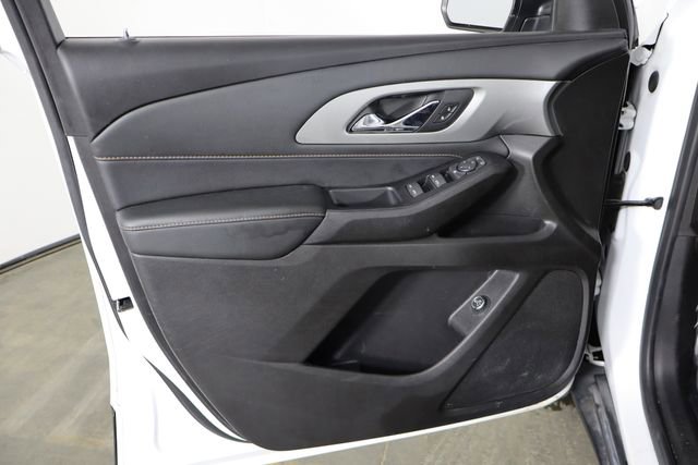 Used 2021 Chevrolet Traverse LT FWD image 19