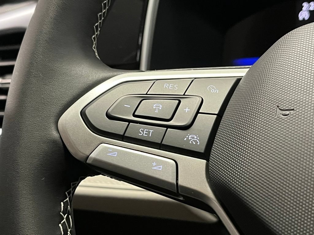 New 2026 Volkswagen Taos SE AWD/4WD image 26