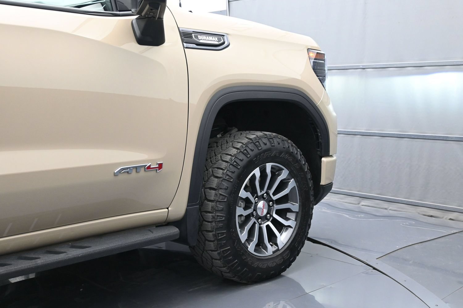 Used 2023 GMC Sierra 1500 AT4 w/ AT4 Premium Package AWD/4WD image 50