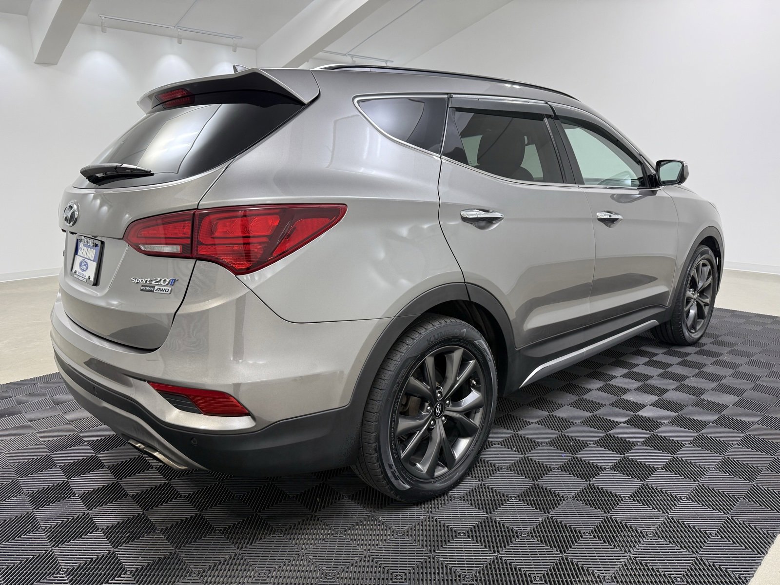 Used 2018 Hyundai Santa Fe Sport w/ 2.0T Ultimate Tech Package 05 image 7