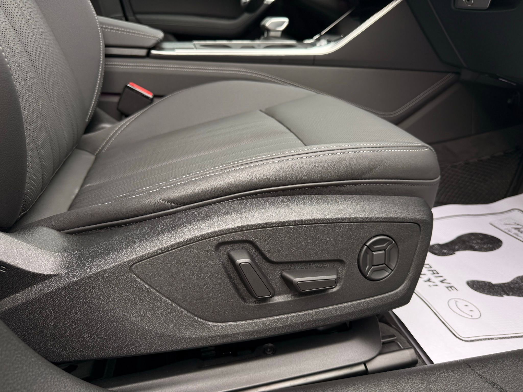 Used 2023 Audi A6 Premium Plus image 18