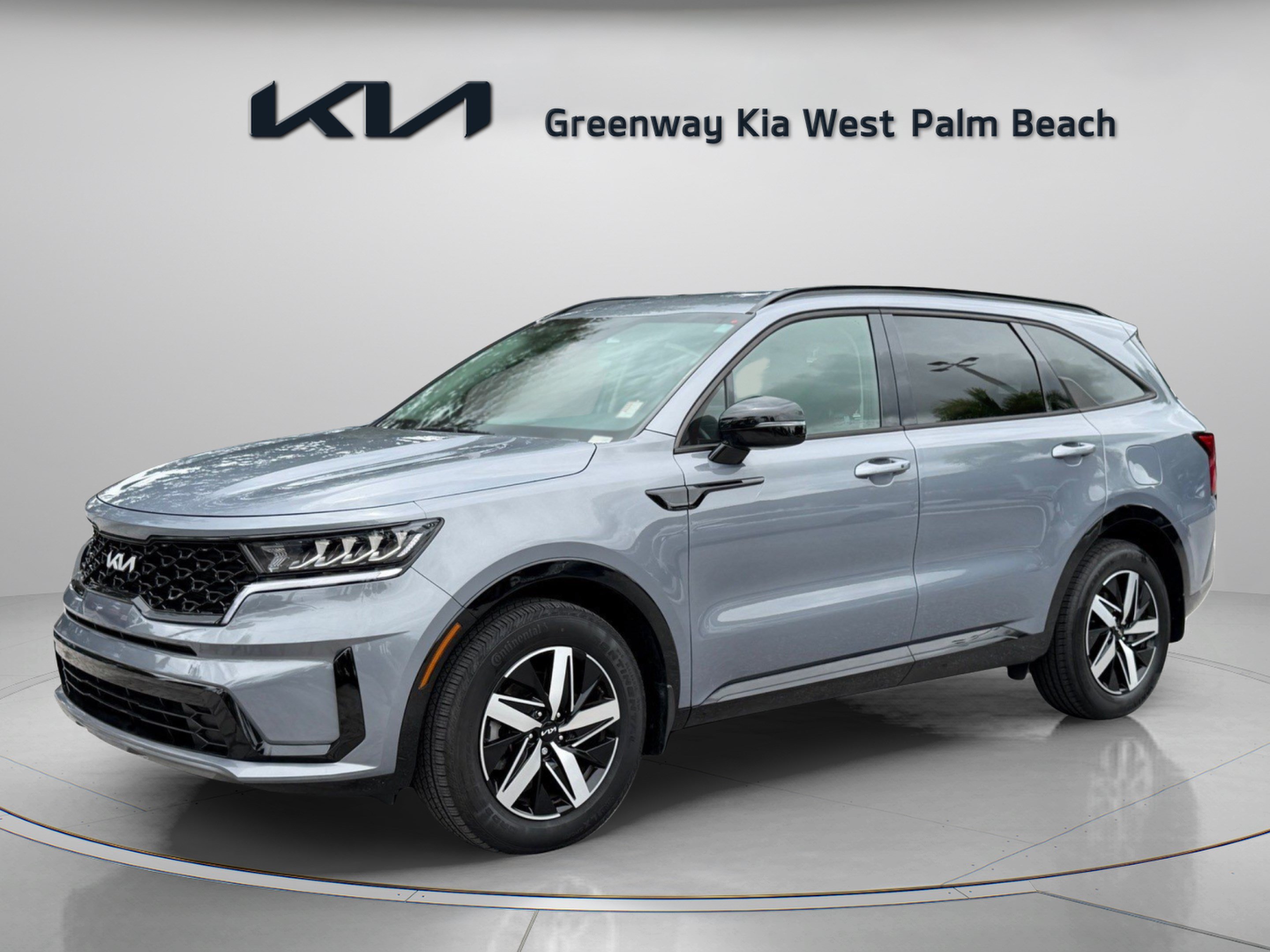 Certified 2023 Kia Sorento S FWD image 3