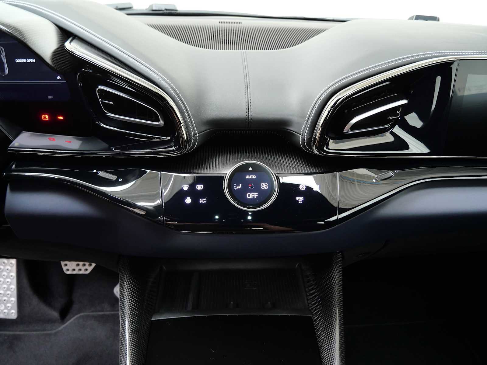 Certified 2024 Ferrari Purosangue image 24