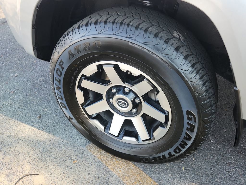 Used 2024 Toyota 4Runner TRD Off-Road Premium image 21