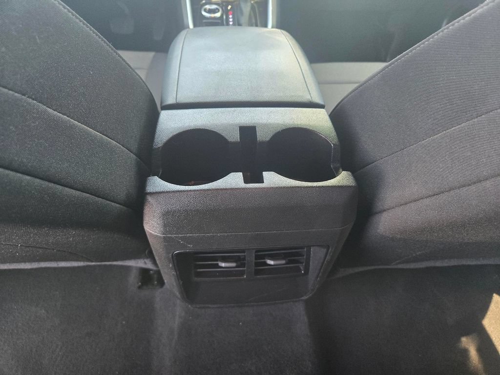 Used 2025 Chevrolet Colorado W/T AWD/4WD image 7
