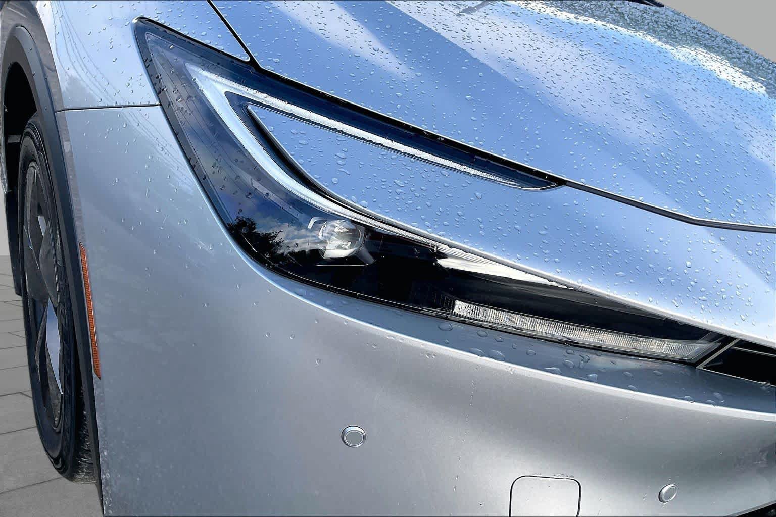 Used 2026 Toyota Prius LE FWD image 24