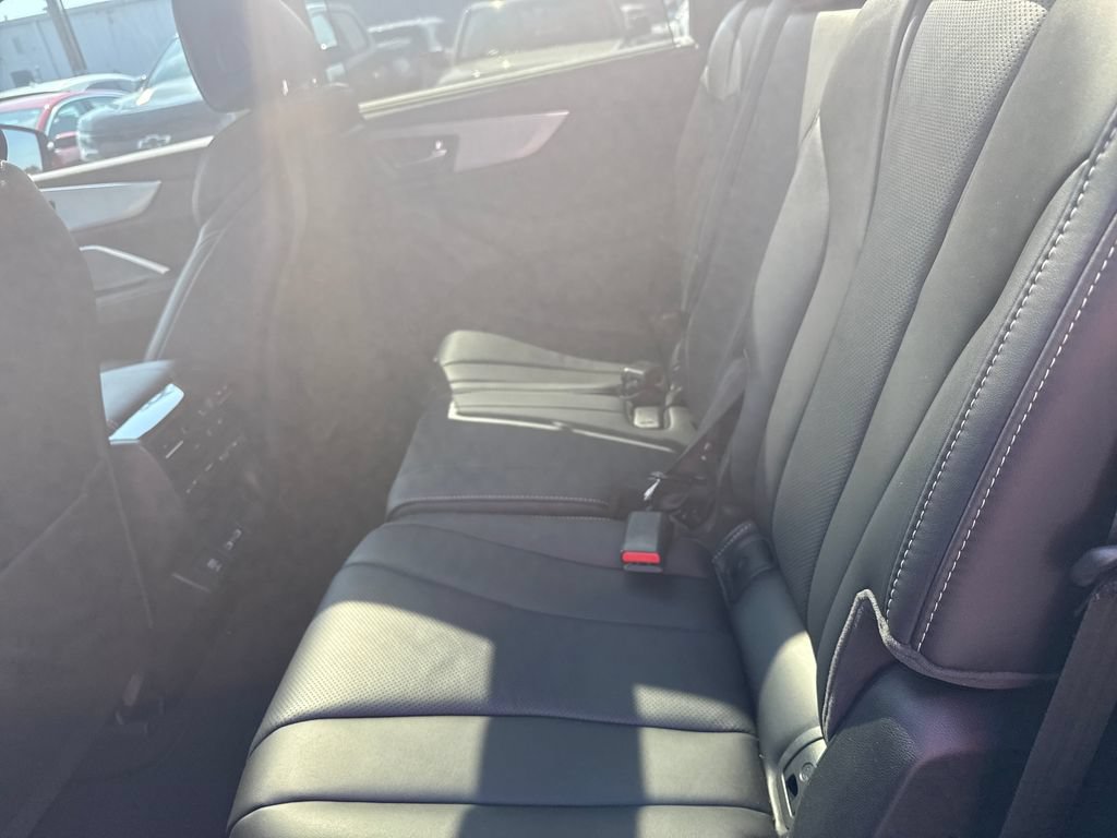 Used 2024 Acura MDX w/ Technology Package FWD image 28