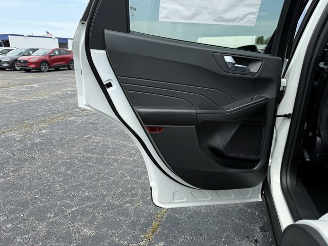 New 2025 Ford Escape ST-Line w/ Cold Weather Package image 19