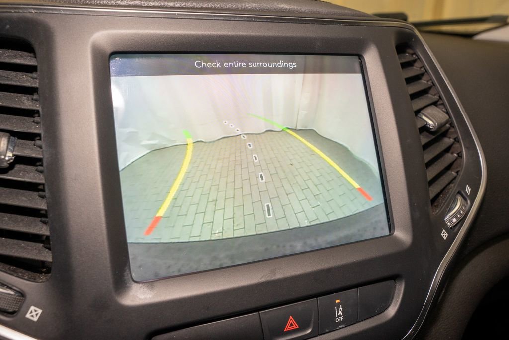 Used 2022 Jeep Cherokee Latitude Lux image 12