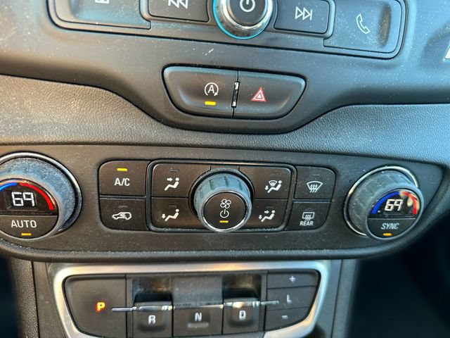 Used 2024 GMC Terrain SLE w/ Driver Convenience Package AWD/4WD image 20