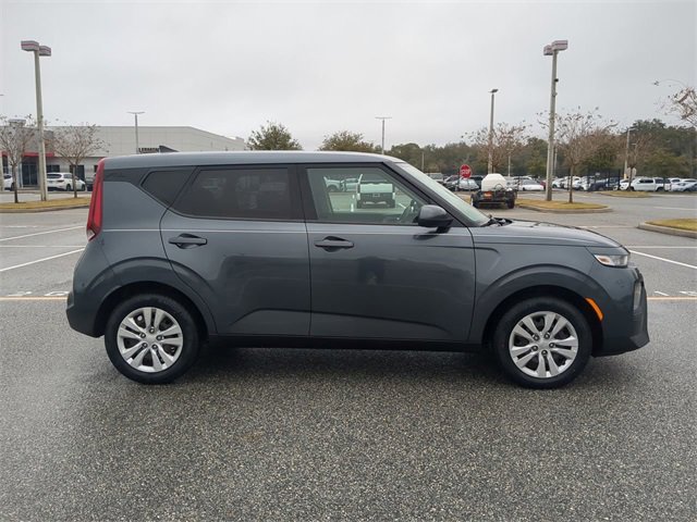 Used 2020 Kia Soul LX image 3