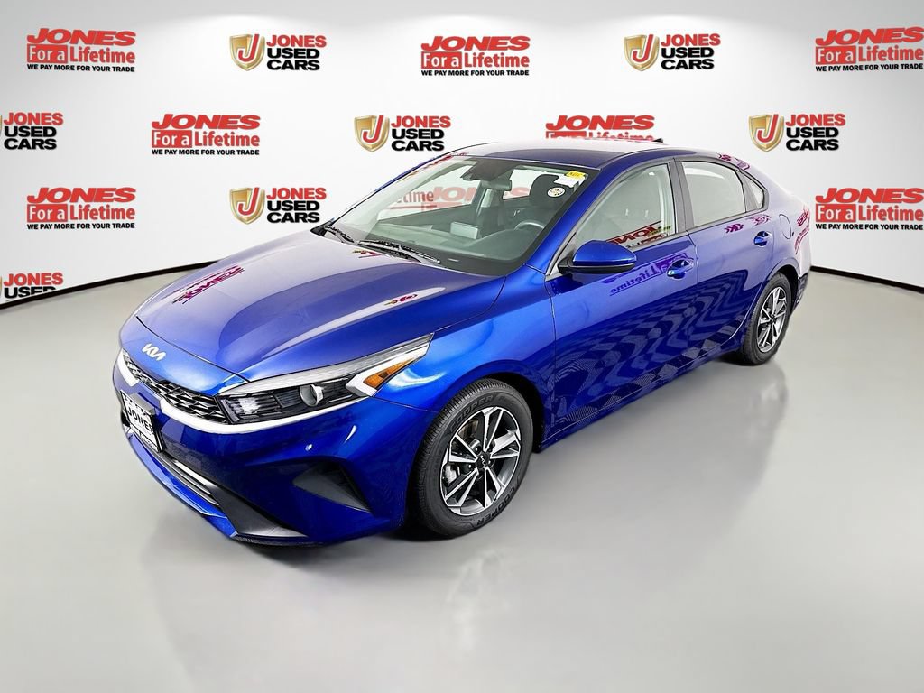 Certified 2023 Kia Forte LXS FWD image 12