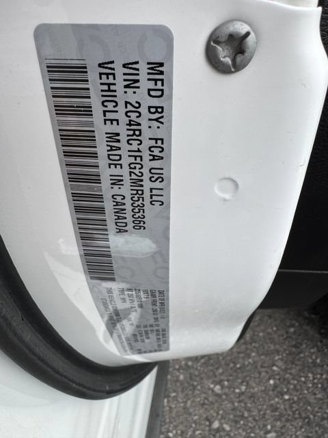 Used 2021 Chrysler Pacifica Touring w/ S Appearance Package FWD image 48