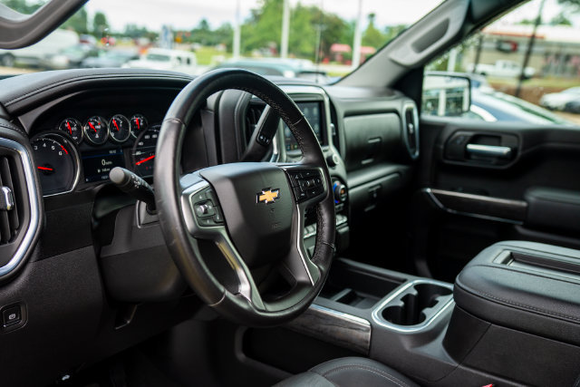 Used 2021 Chevrolet Silverado 1500 LTZ RWD image 30
