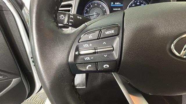 Used 2020 Hyundai Elantra Limited w/ Ultimate Package 03 FWD image 15