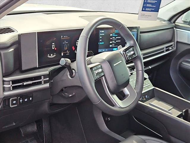 Used 2026 Hyundai Santa Fe SEL FWD image 10