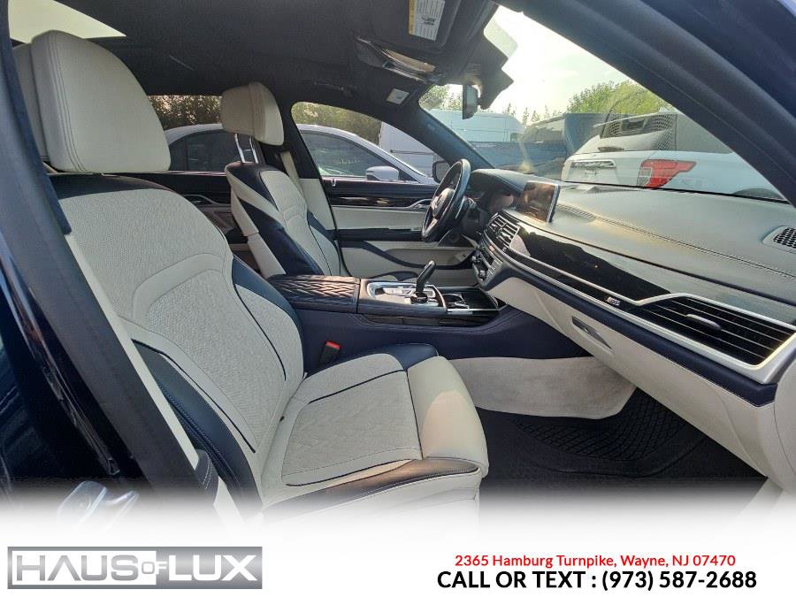 Used 2021 BMW 750i xDrive w/ Luxury Rear Seating Package image 3