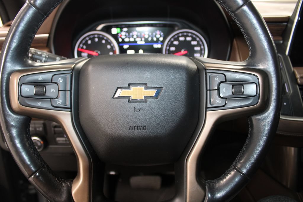Used 2021 Chevrolet Suburban High Country RWD image 31