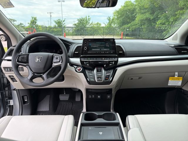 New 2026 Honda Odyssey Touring image 15