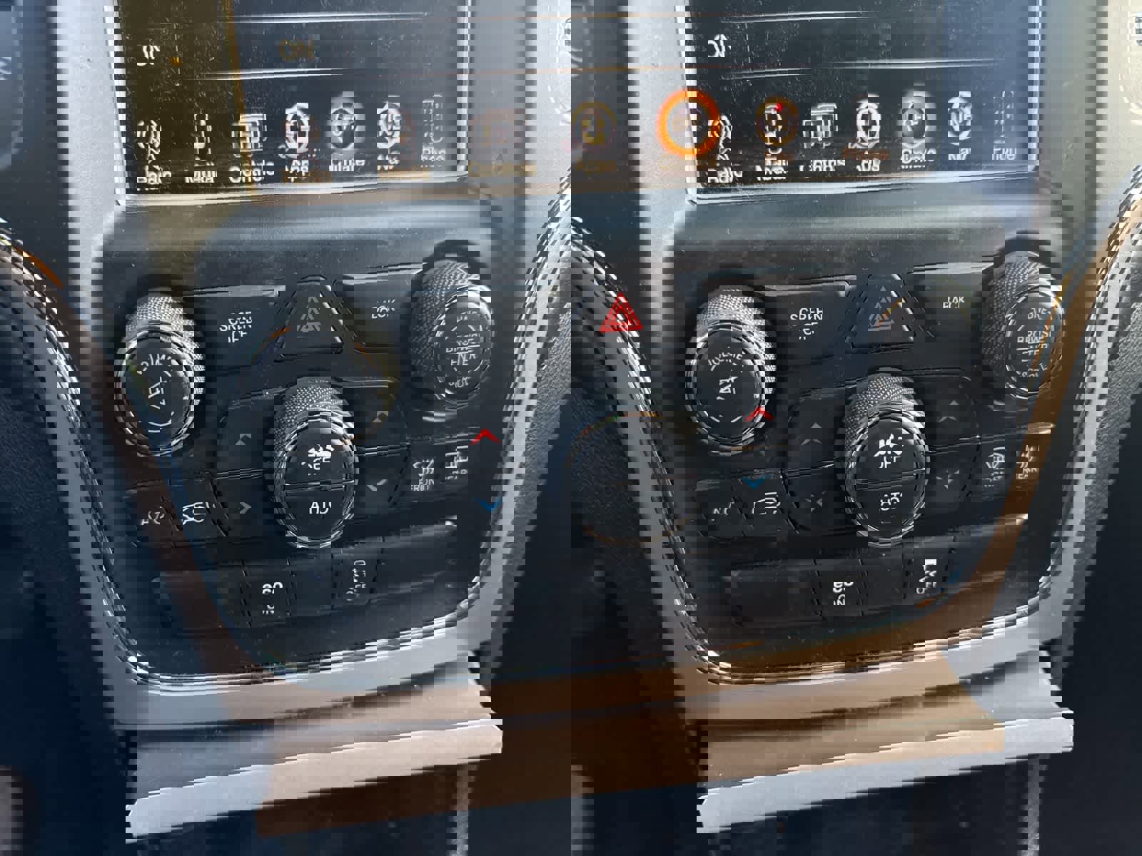 Used 2015 Jeep Grand Cherokee Laredo w/ Quick Order Package 23E image 25