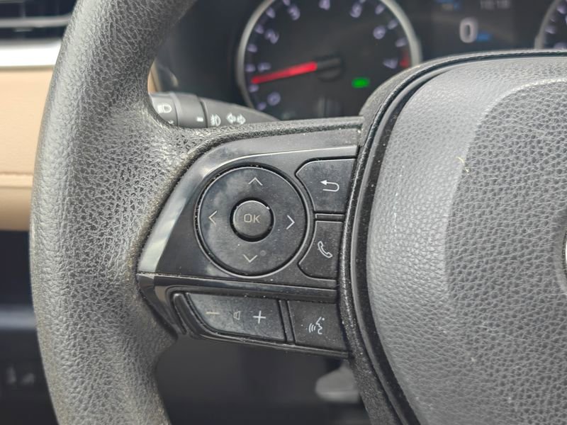 Used 2020 Toyota RAV4 XLE w/ All Weather Liner Package FWD image 12