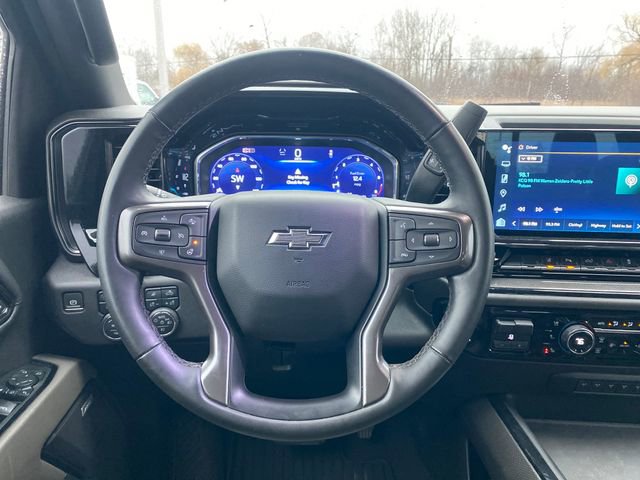 Used 2024 Chevrolet Silverado 2500 ZR2 w/ Technology Package image 22