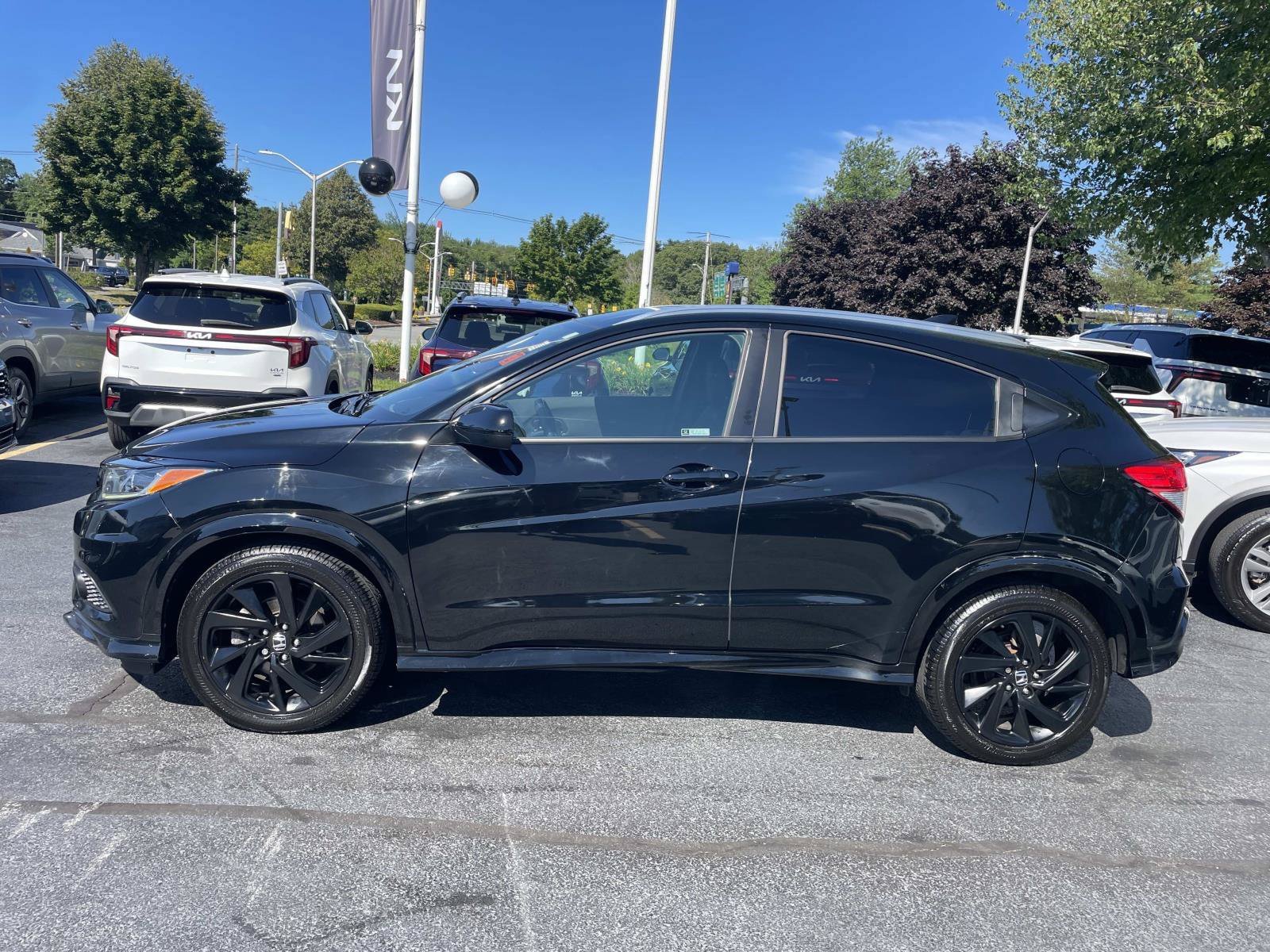Used 2022 Honda HR-V Sport image 2